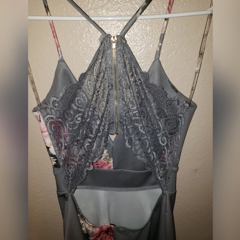 Dress - Picture 6 of 8